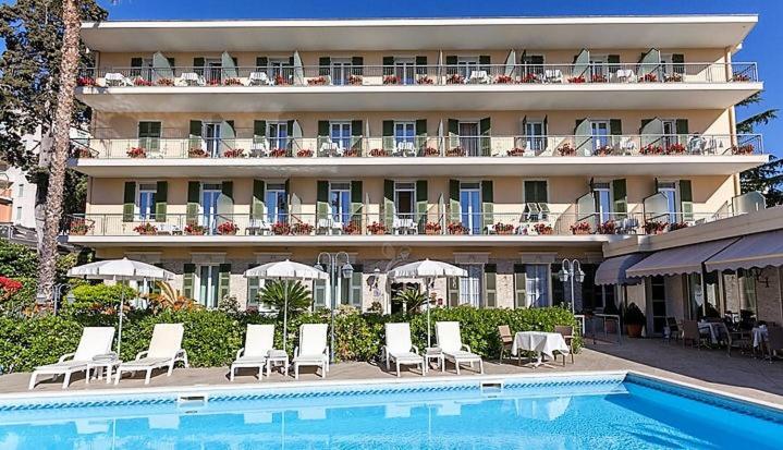 Hotel Paradiso Сан Ремо Екстериор снимка