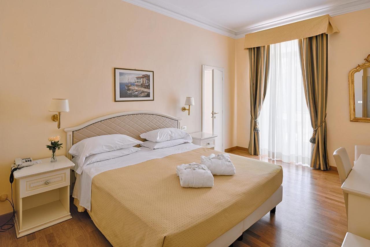Hotel Paradiso Сан Ремо Екстериор снимка
