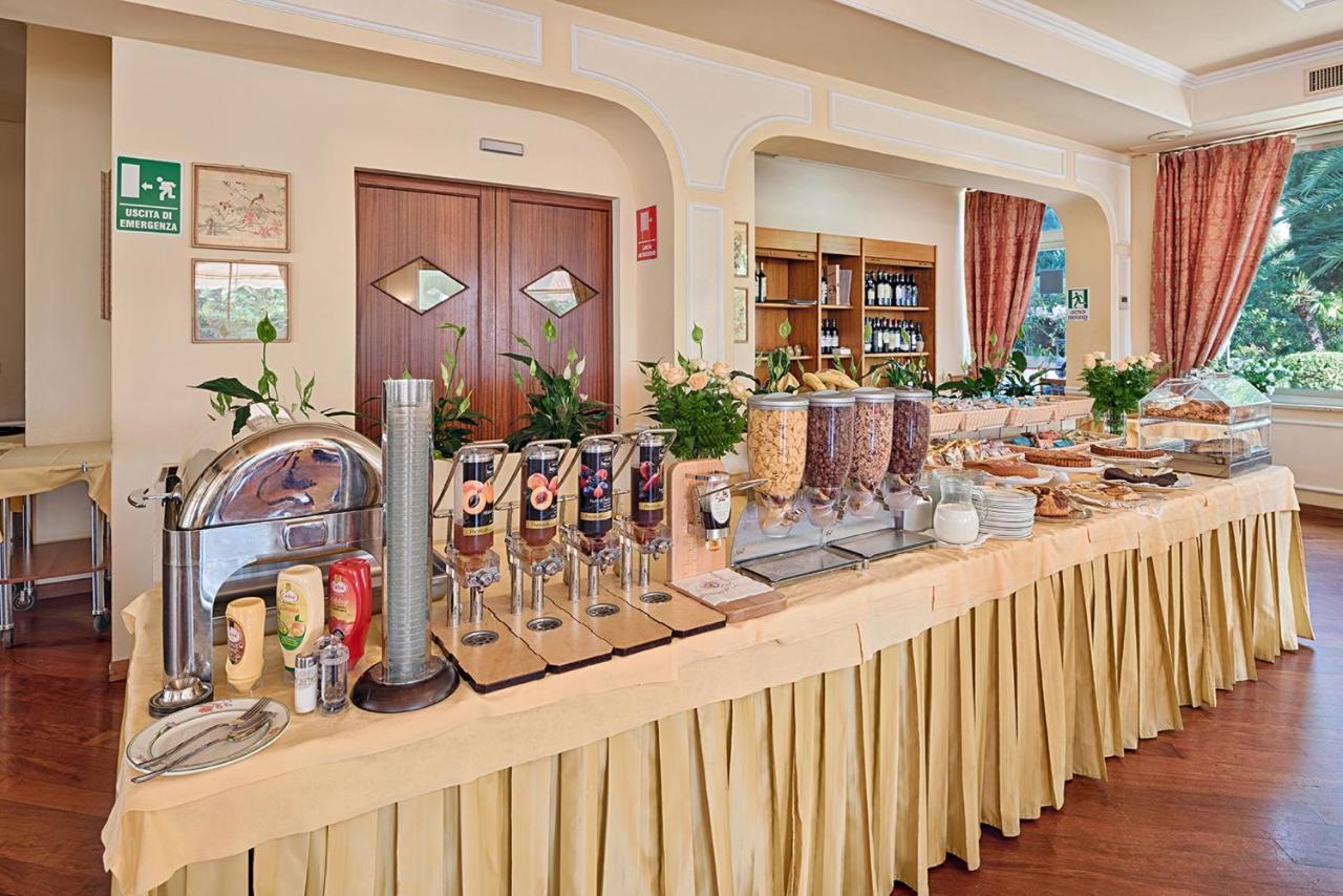 Hotel Paradiso Сан Ремо Екстериор снимка